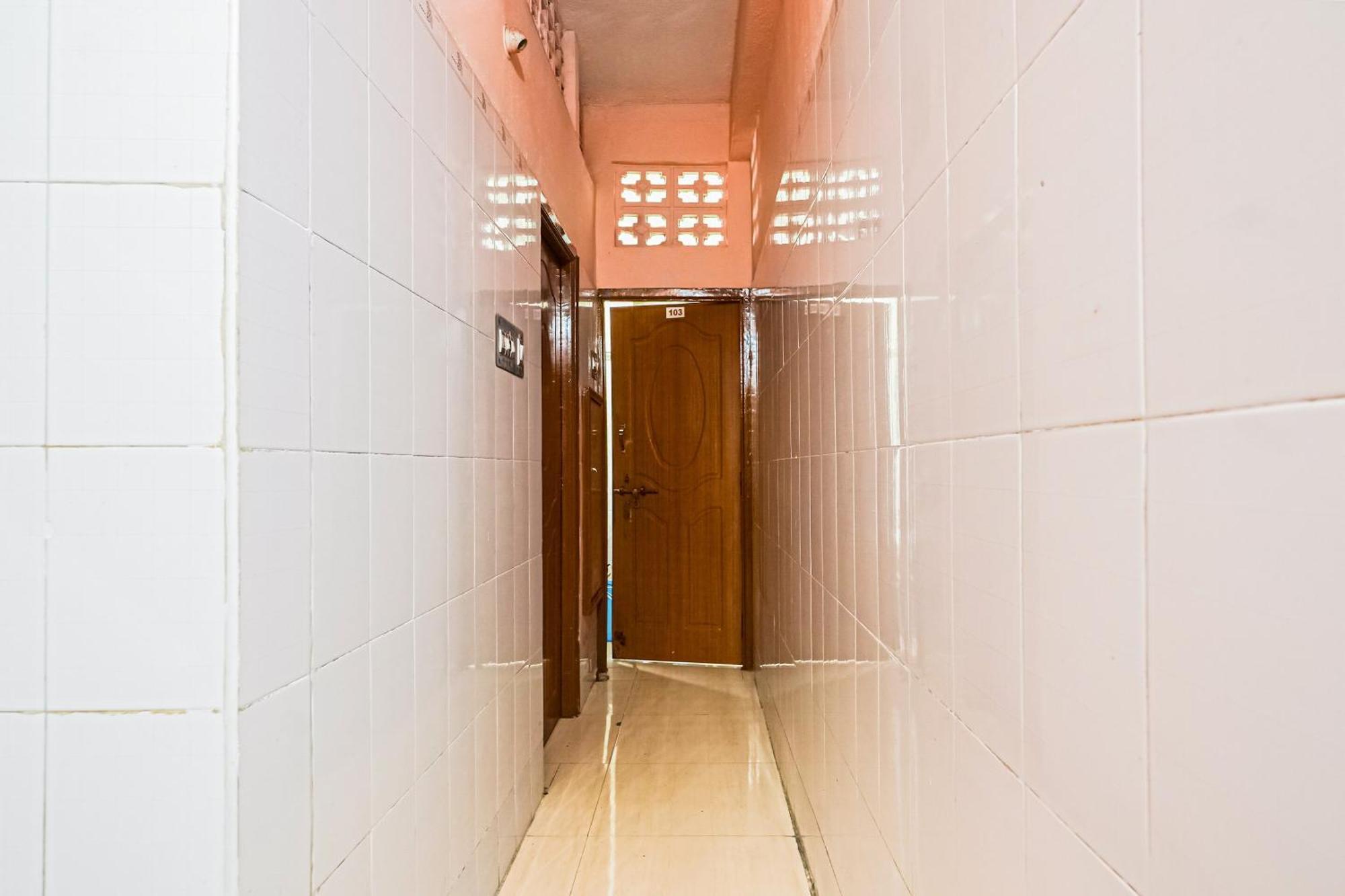 Spot On Venkata Sai Residency Hotel Tirupati Luaran gambar
