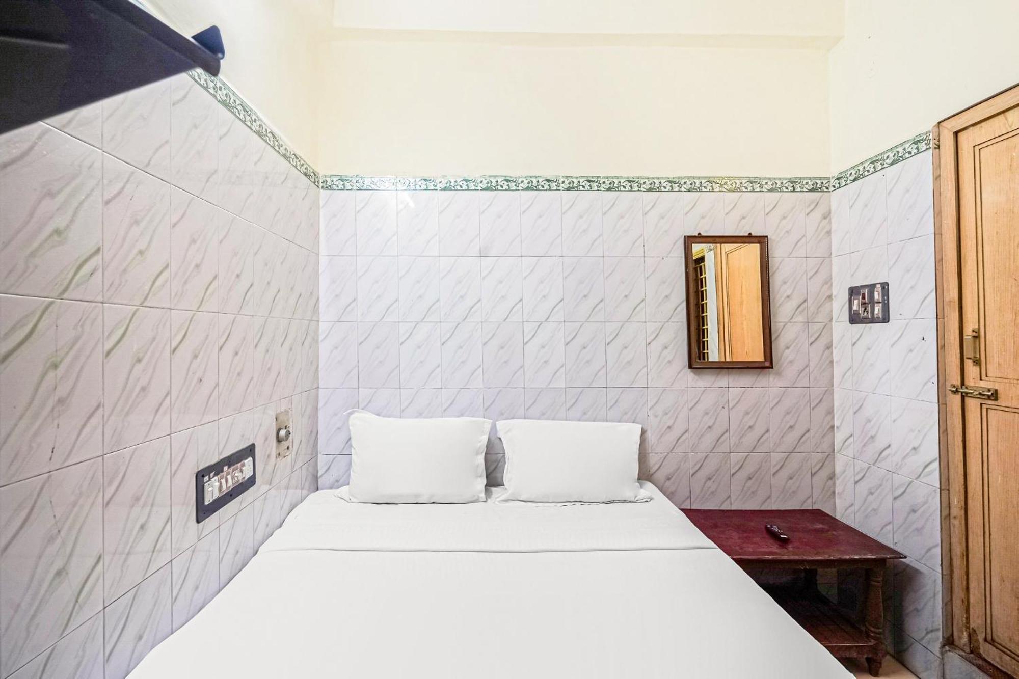 Spot On Venkata Sai Residency Hotel Tirupati Luaran gambar
